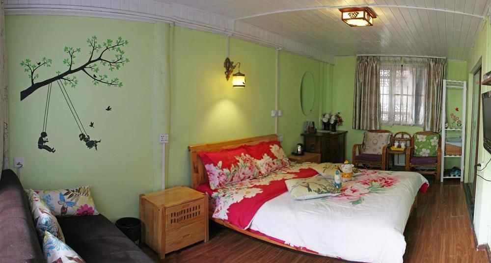 ליג'יאנג Tree'S Tale Hotel - Lijiang מראה חיצוני תמונה