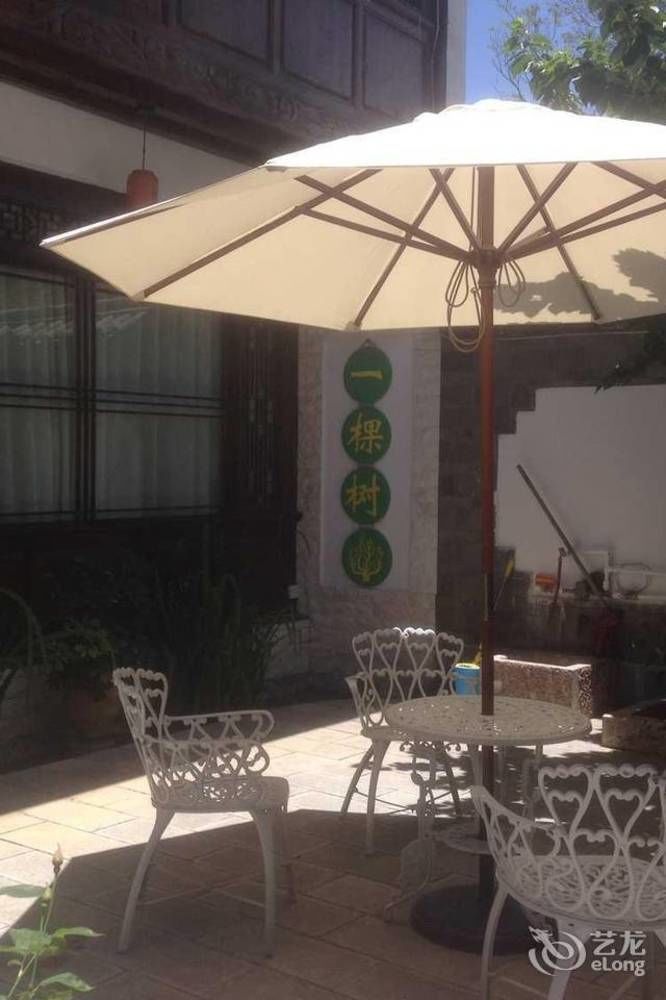 ליג'יאנג Tree'S Tale Hotel - Lijiang מראה חיצוני תמונה